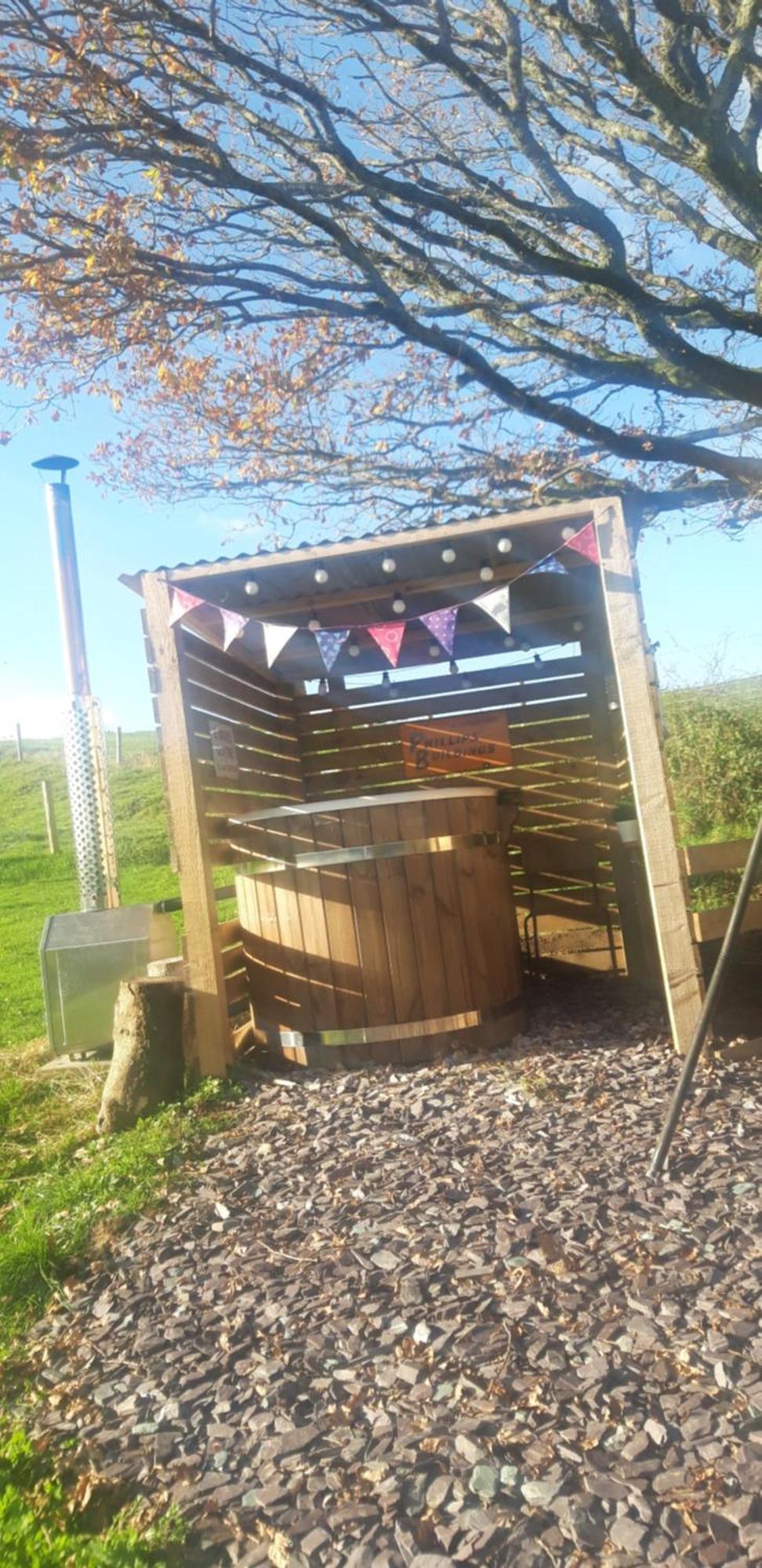 Hotel Under The Oak Glamping Caerphilly Esterno foto