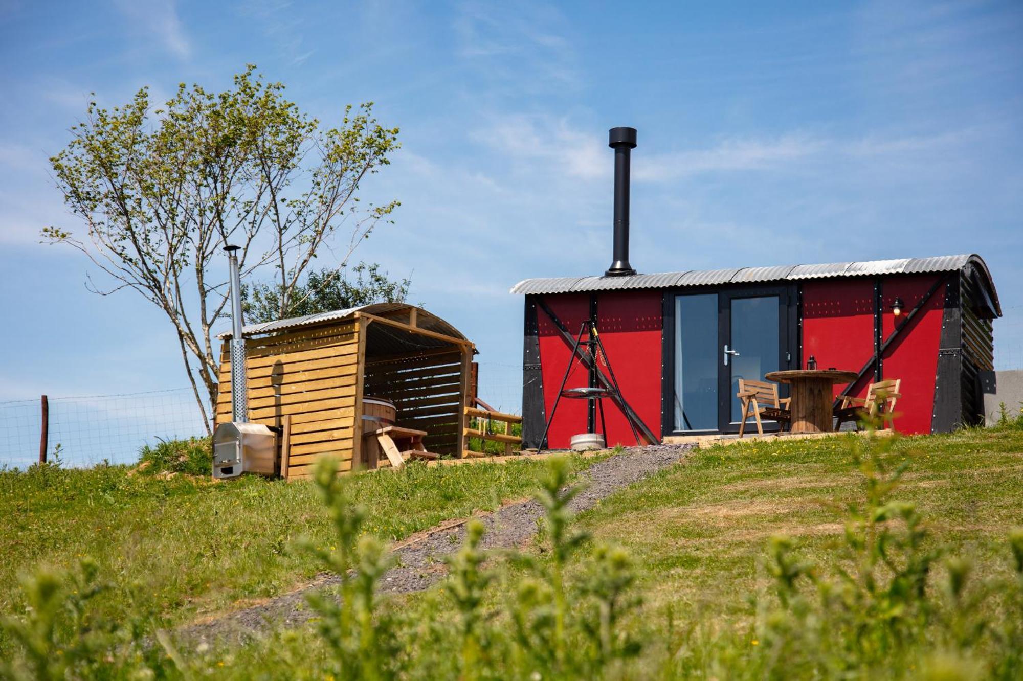 Hotel Under The Oak Glamping Caerphilly Esterno foto